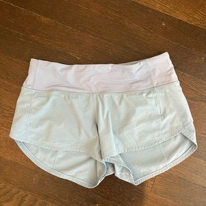 Lululemon Speed up Shorts 2.5